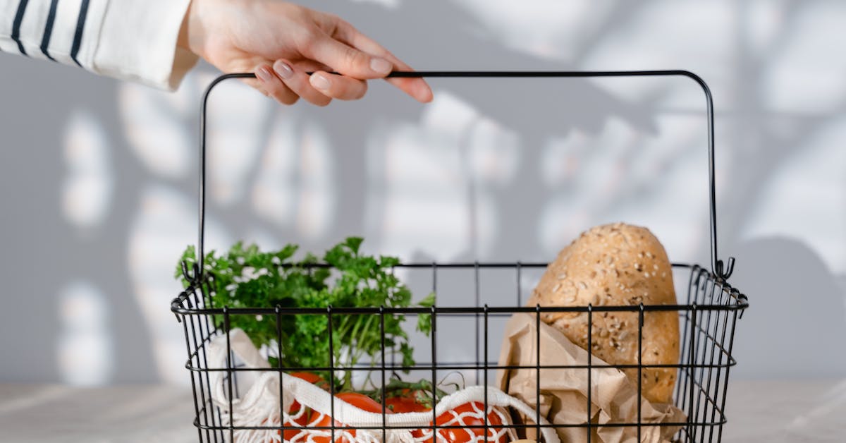 Shopping baskets and shopping trolleys