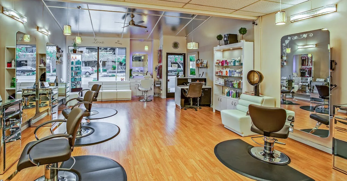 How to use visual merchandising in spas and salons